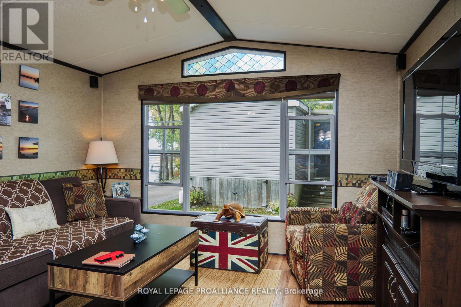 486 Cty Rd 18- 64 Cherry Beach Lane, Prince Edward County, Ontario  K0K 2T0 - Photo 11 - X13067782