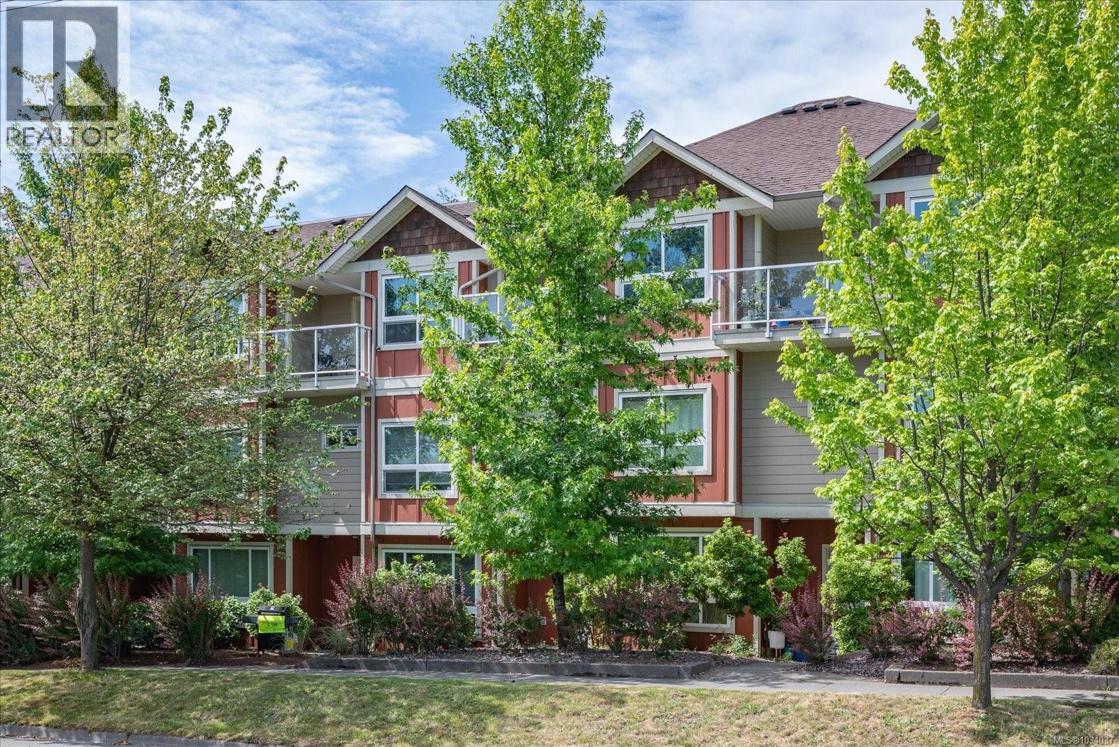 I 9 White St, Ladysmith, British Columbia
