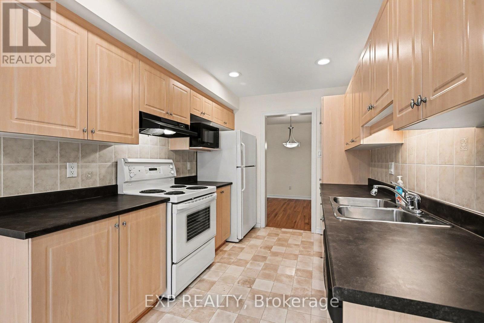 15 Cedar Valley Drive, Ottawa, Ontario  K2M 2Y5 - Photo 12 - X13067410