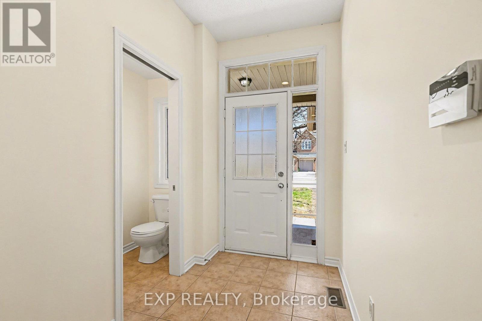 15 Cedar Valley Drive, Ottawa, Ontario  K2M 2Y5 - Photo 4 - X13067410
