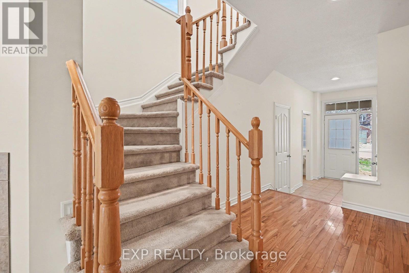 15 Cedar Valley Drive, Ottawa, Ontario  K2M 2Y5 - Photo 5 - X13067410