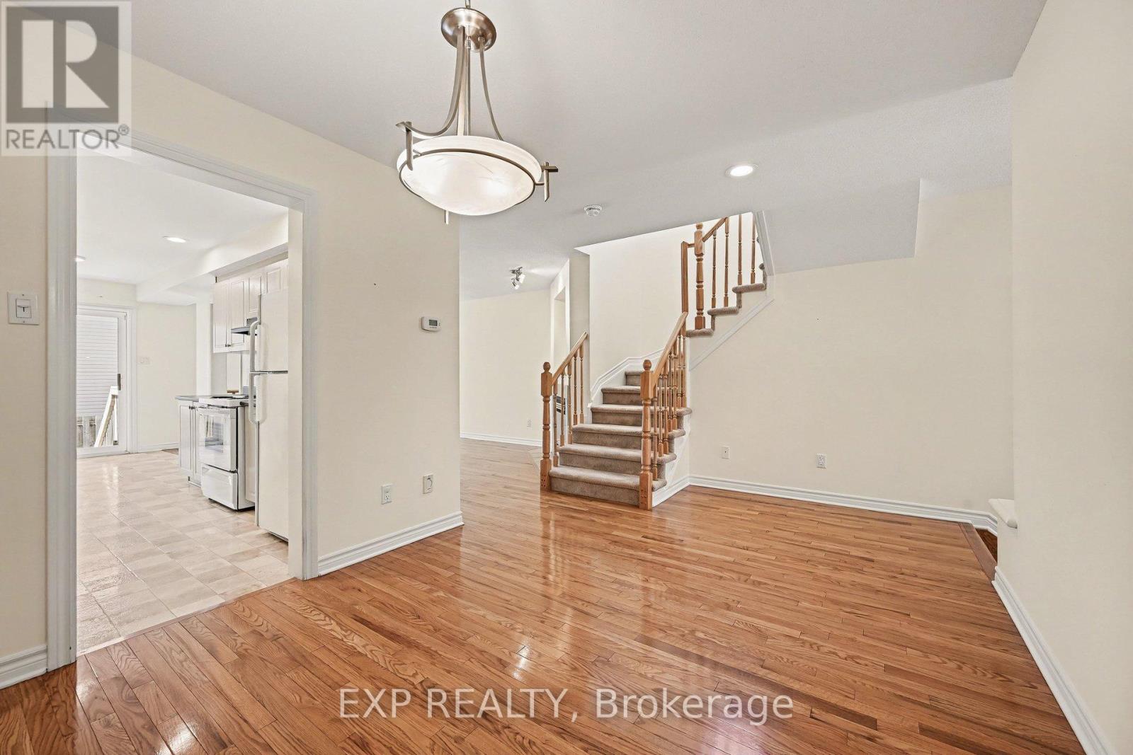 15 Cedar Valley Drive, Ottawa, Ontario  K2M 2Y5 - Photo 9 - X13067410