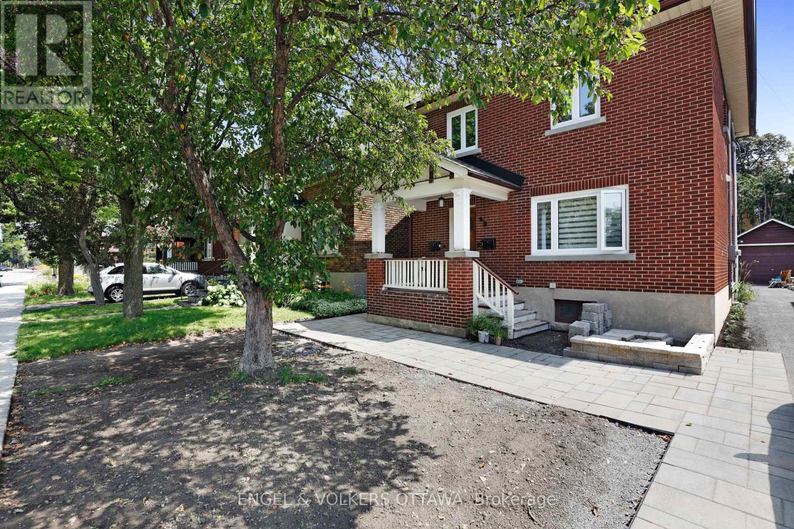 B - 98 RENFREW AVENUE, Ottawa, Ontario