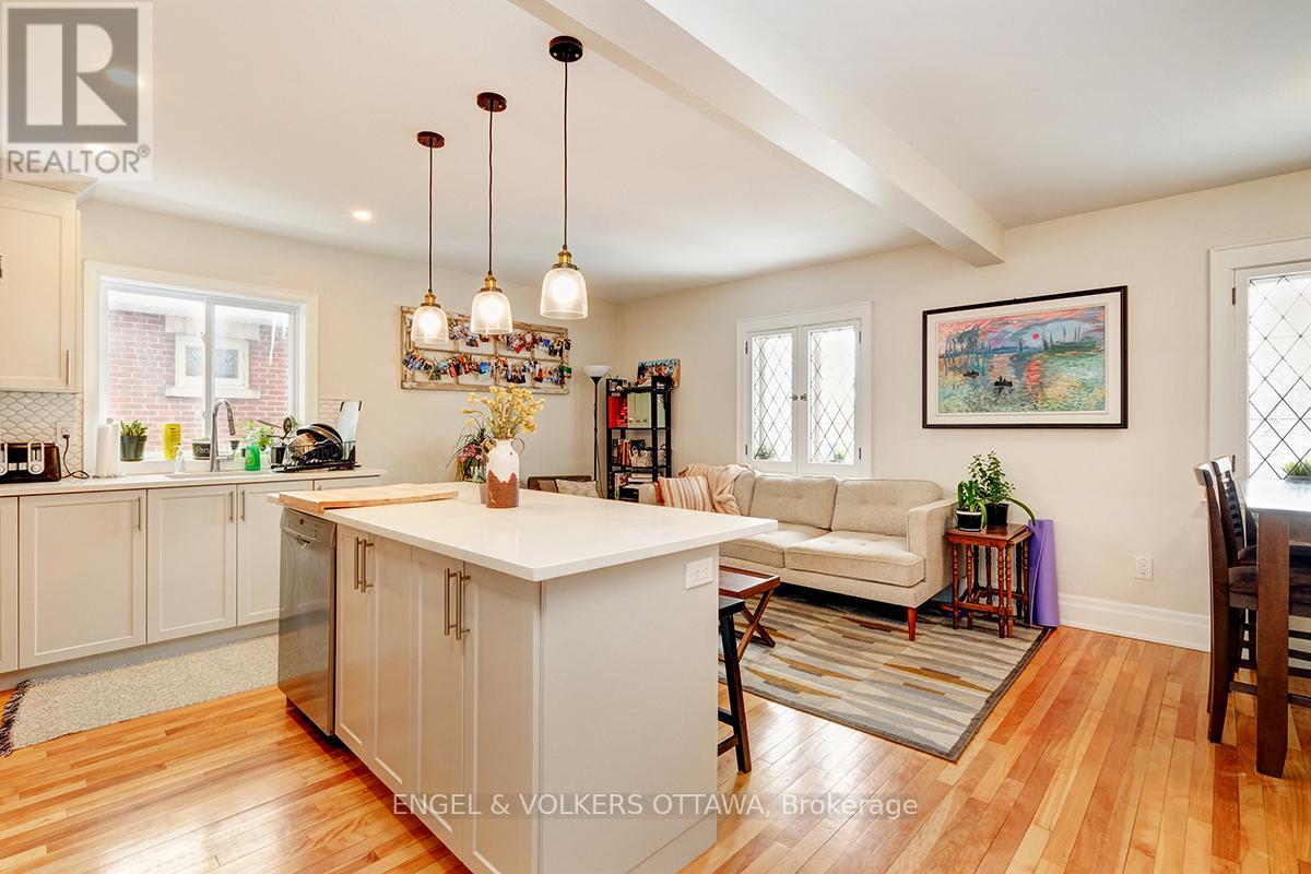 B - 98 Renfrew Avenue, Ottawa, Ontario  K1S 1Z8 - Photo 16 - X13067562