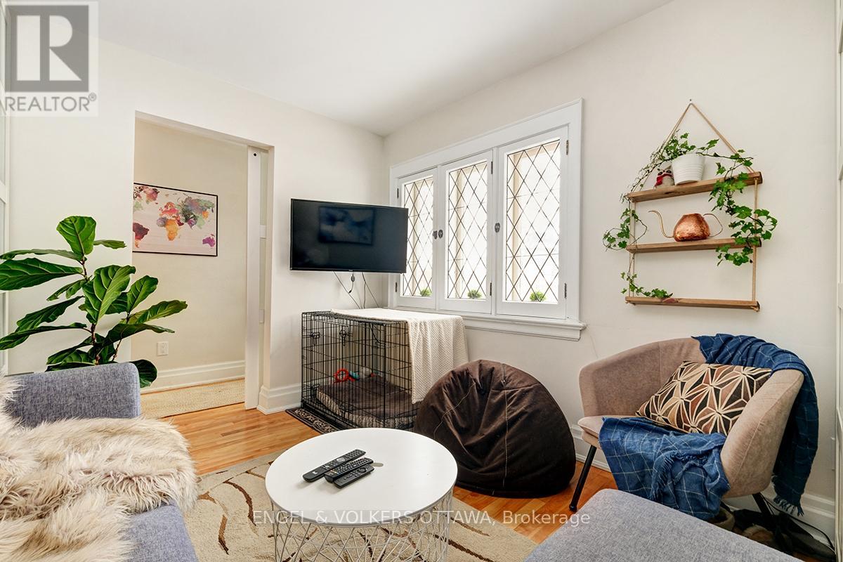 B - 98 Renfrew Avenue, Ottawa, Ontario  K1S 1Z8 - Photo 18 - X13067562