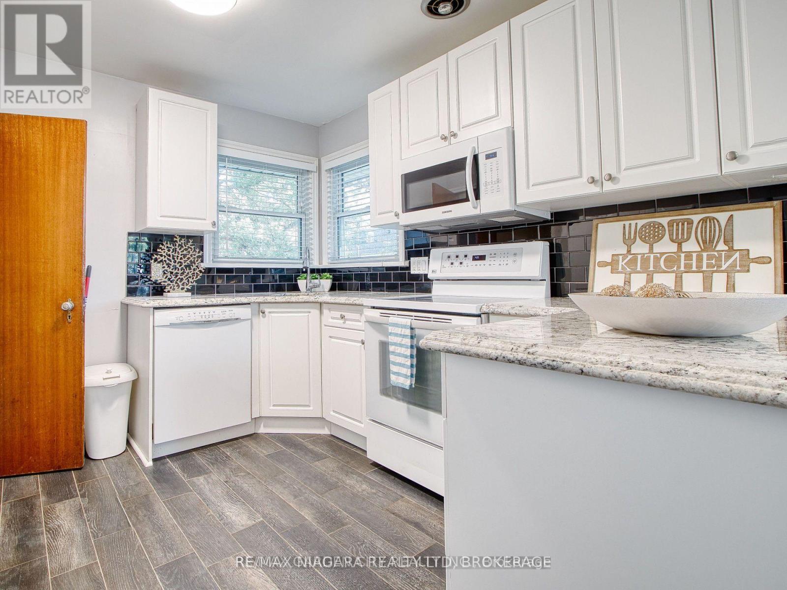 101 Masterson Avenue, St. Catharines, Ontario  L2T 3P8 - Photo 9 - X12427702