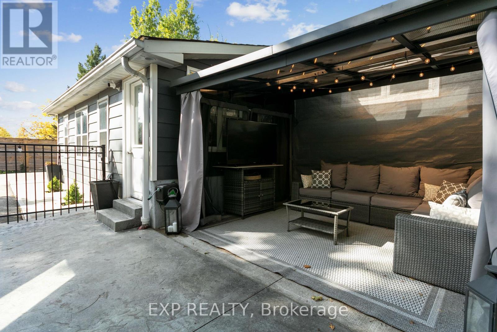 366 Dundas Street E, Hamilton, Ontario  L0R 2H0 - Photo 4 - X13067768