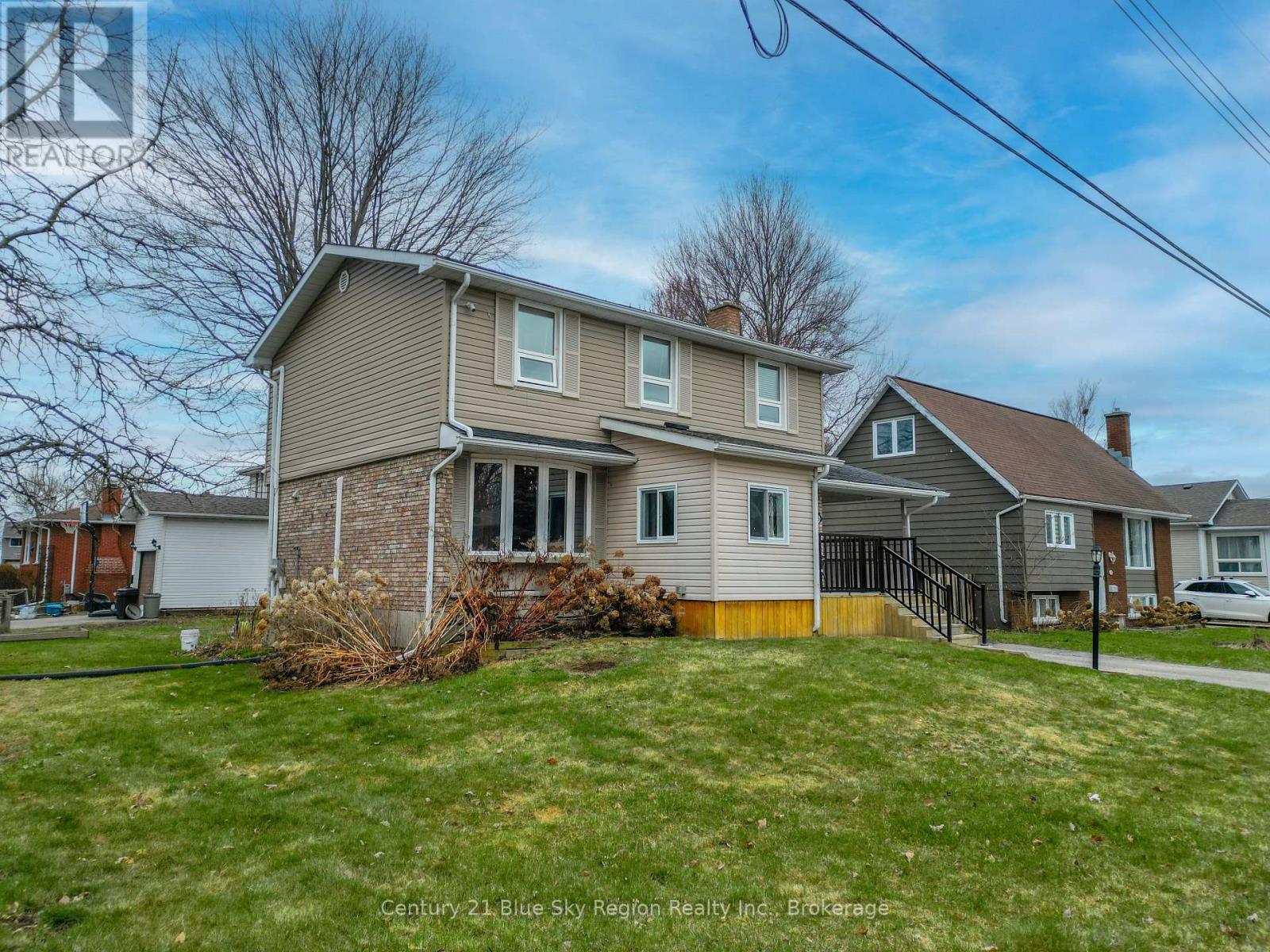25 Rowe Avenue, North Bay, Ontario  P1A 1W8 - Photo 4 - X13067446