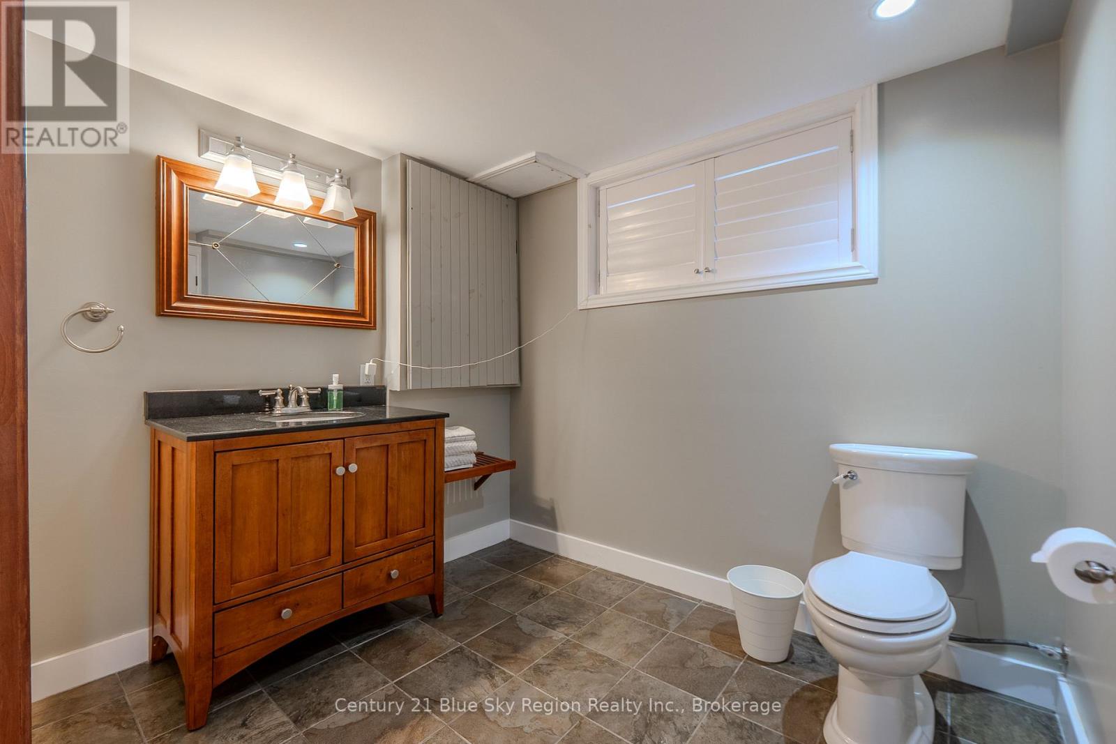 25 Rowe Avenue, North Bay, Ontario  P1A 1W8 - Photo 46 - X13067446