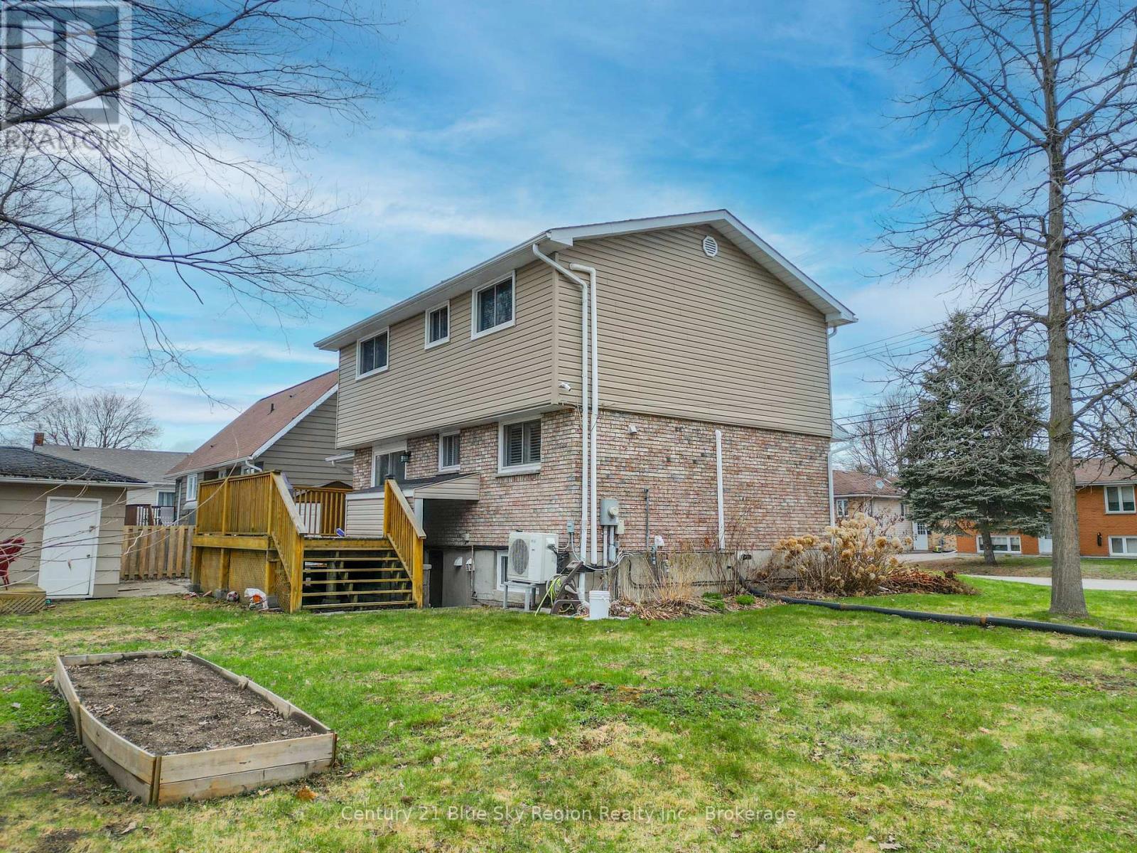 25 Rowe Avenue, North Bay, Ontario  P1A 1W8 - Photo 9 - X13067446