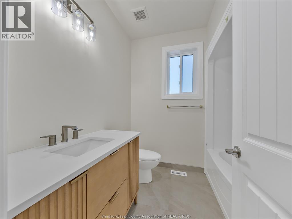 125 Laurier Drive, Lasalle, Ontario  N9J 1L4 - Photo 13 - 26009418