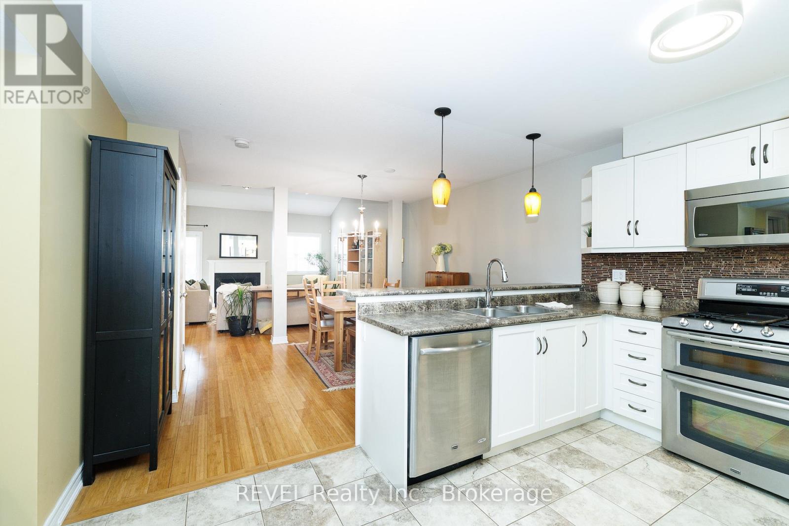 59 Bardol Avenue, Fort Erie, Ontario  L2A 6R4 - Photo 6 - X13067546