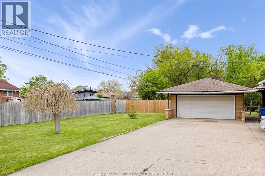 1400 Totten, Windsor, Ontario  N9B 1W9 - Photo 3 - 26009658
