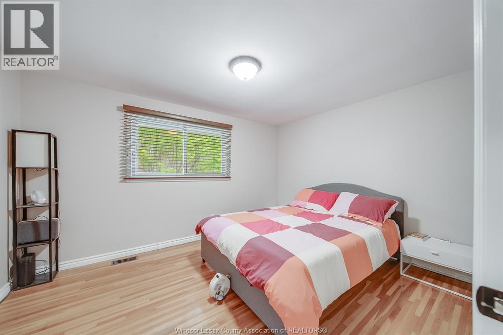 4049 Whitney Avenue, Windsor, Ontario  N9C 2C7 - Photo 30 - 26009573