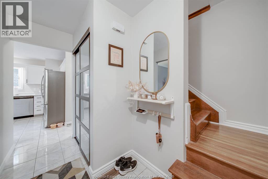 4049 Whitney Avenue, Windsor, Ontario  N9C 2C7 - Photo 7 - 26009573