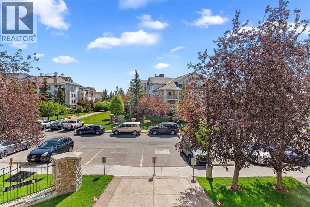 2205, 16 Country Village Bay Ne, Calgary, Alberta  T3K 5Y9 - Photo 13 - A2298447