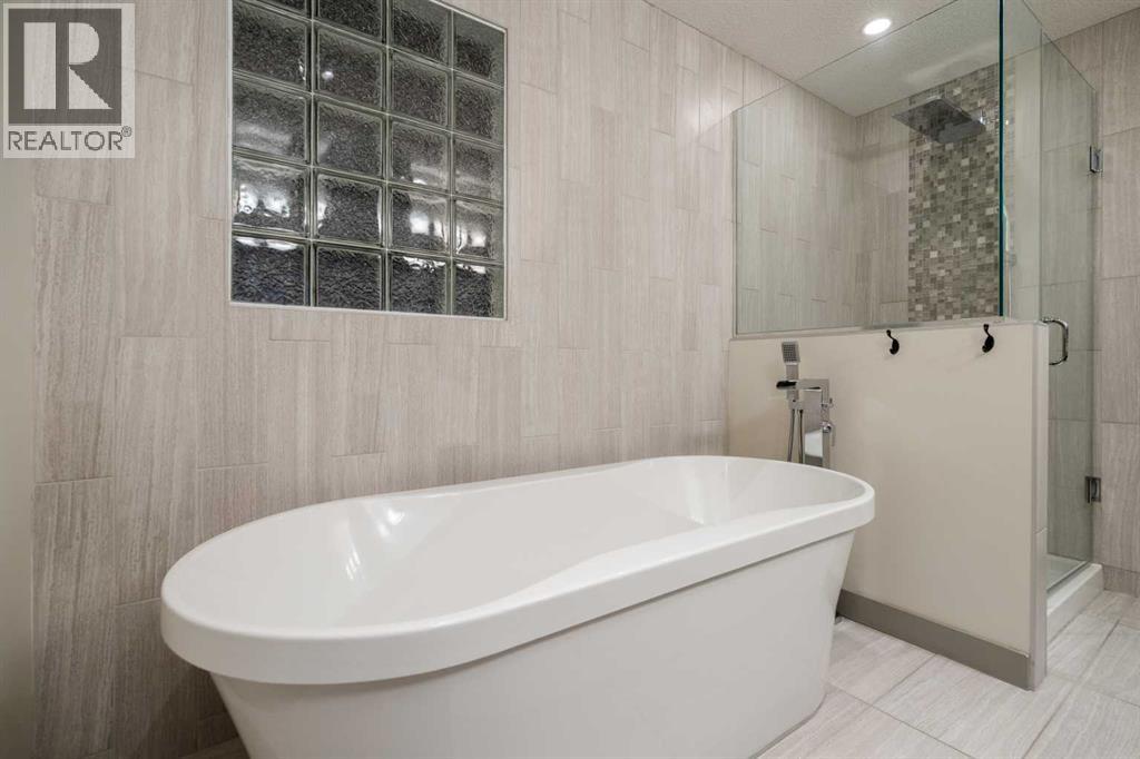 127 Lake Placid Close SE, Calgary, Alberta  T2J 5A5 - Photo 22 - A2301674