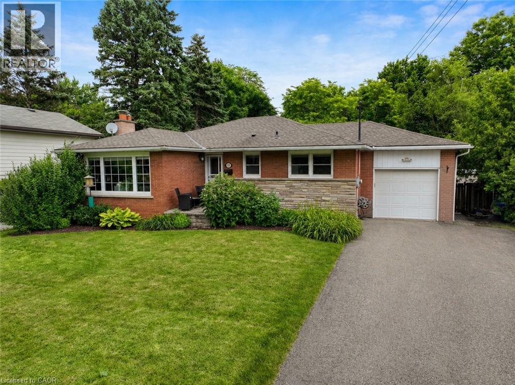 1063 MAPLEHURST Avenue, Burlington, Ontario