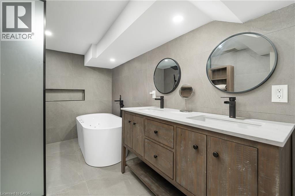 1063 Maplehurst Avenue, Burlington, Ontario  L7T 3G3 - Photo 18 - 40825310