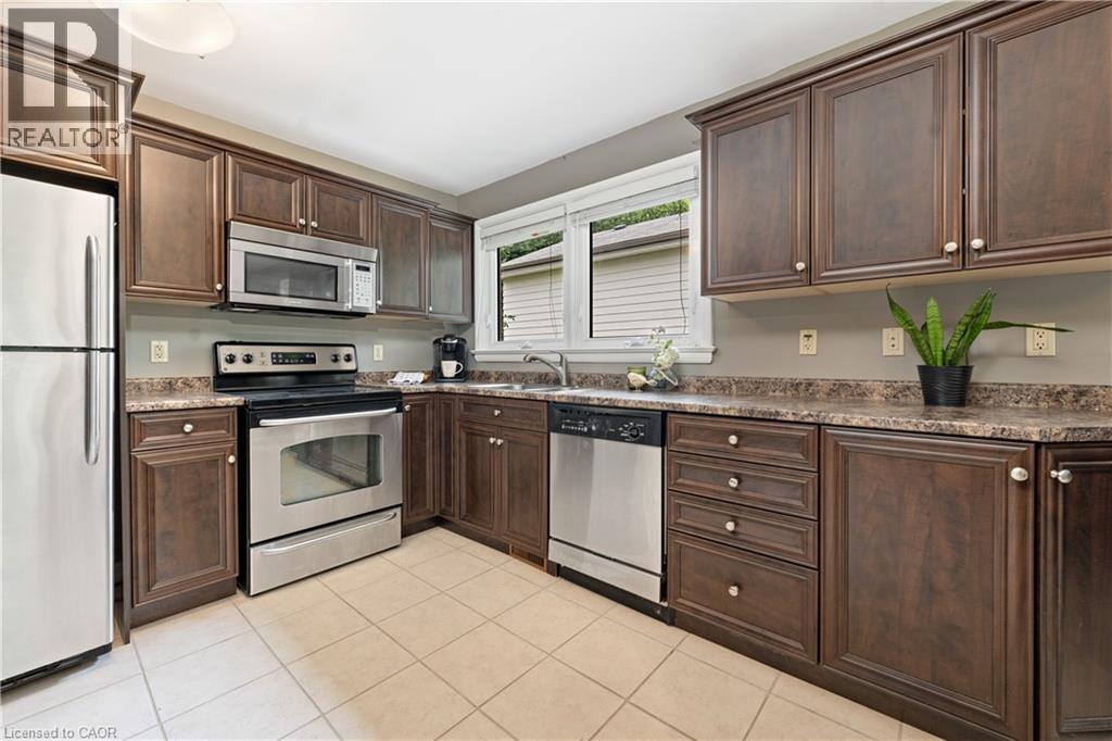 1063 Maplehurst Avenue, Burlington, Ontario  L7T 3G3 - Photo 7 - 40825310