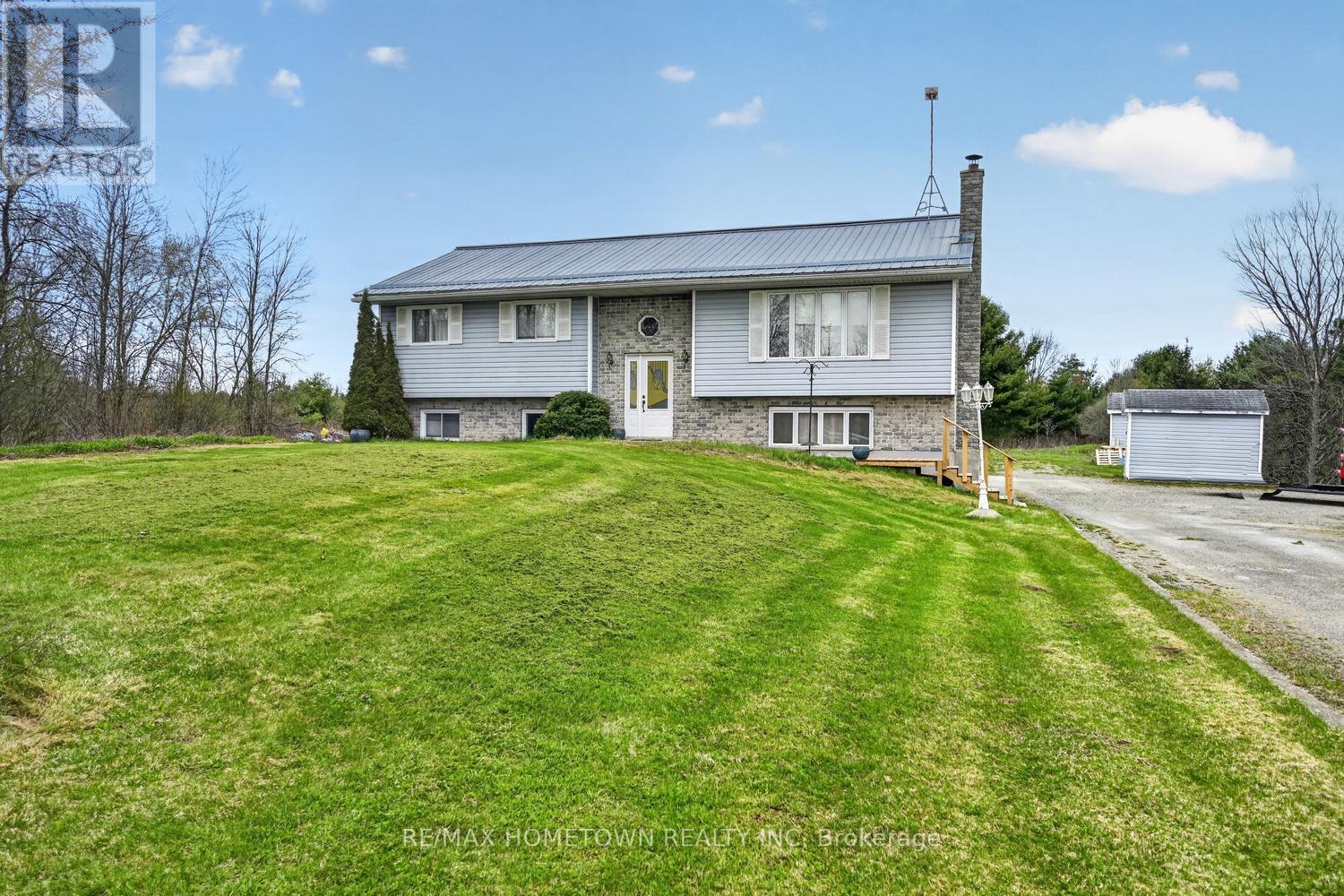 16 GRAHAM LAKE ROAD, Front of Yonge, Ontario