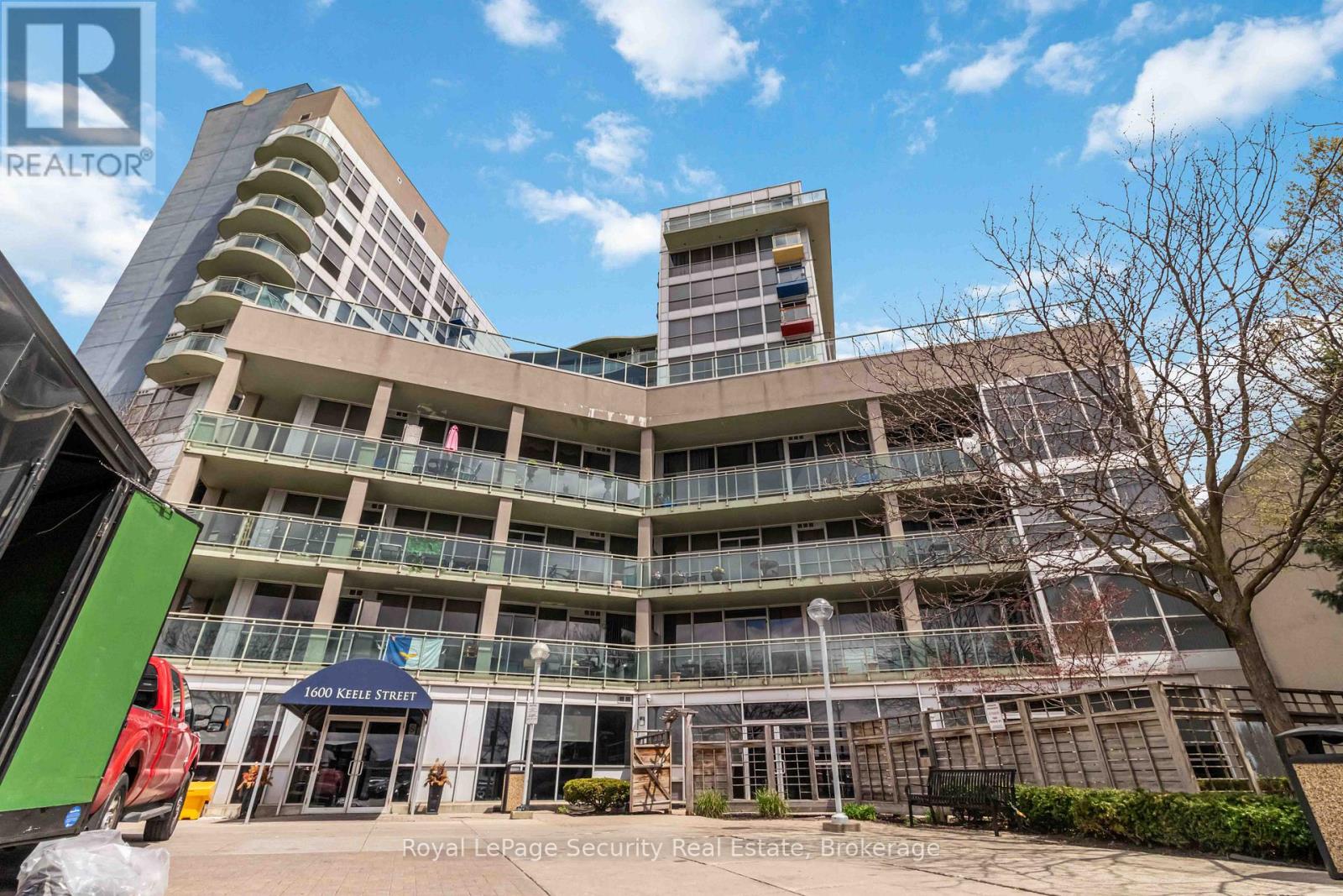 911 - 1600 KEELE STREET, Toronto, Ontario