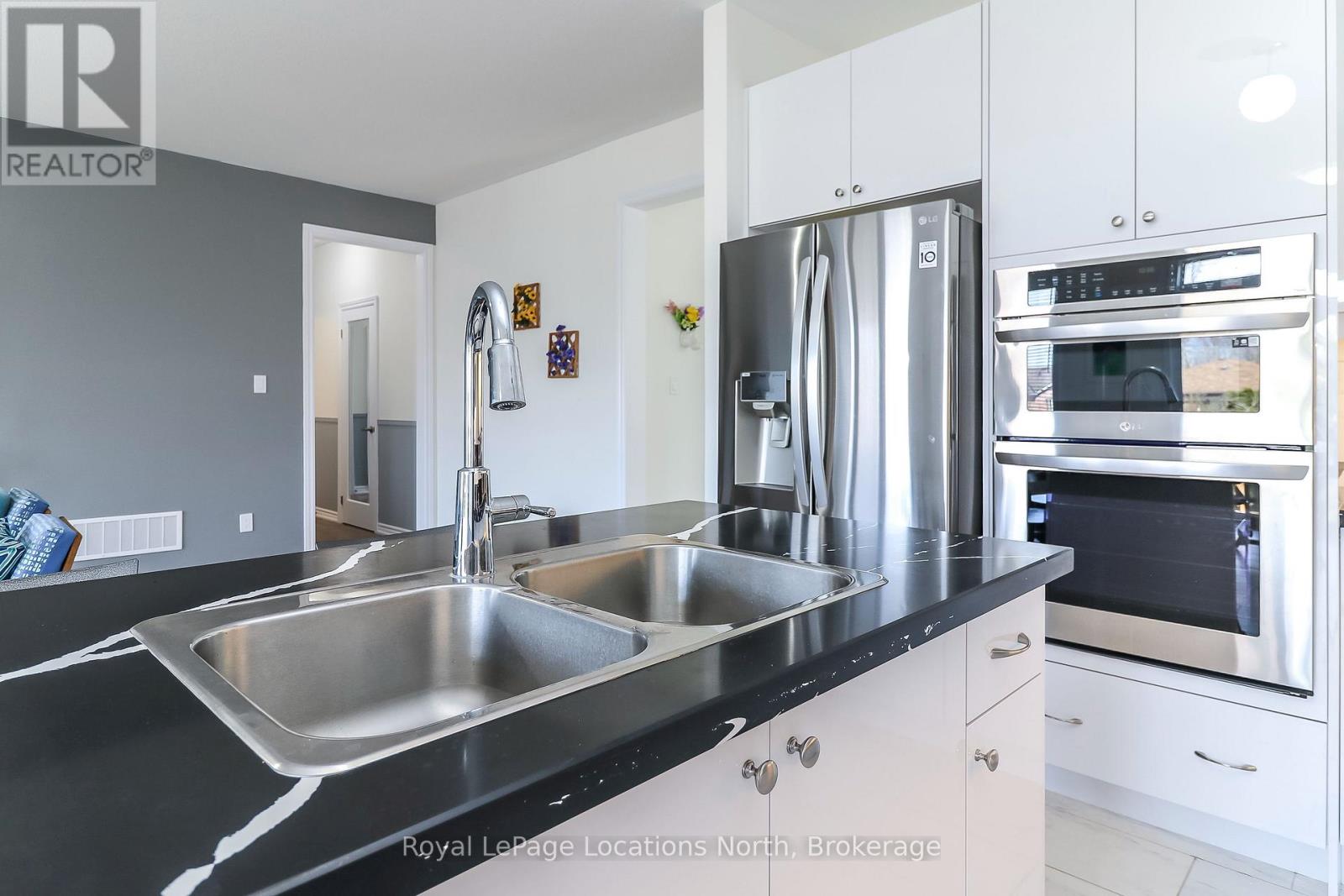 23 Beatrice Drive, Wasaga Beach, Ontario  L9Z 0L3 - Photo 10 - S13067996