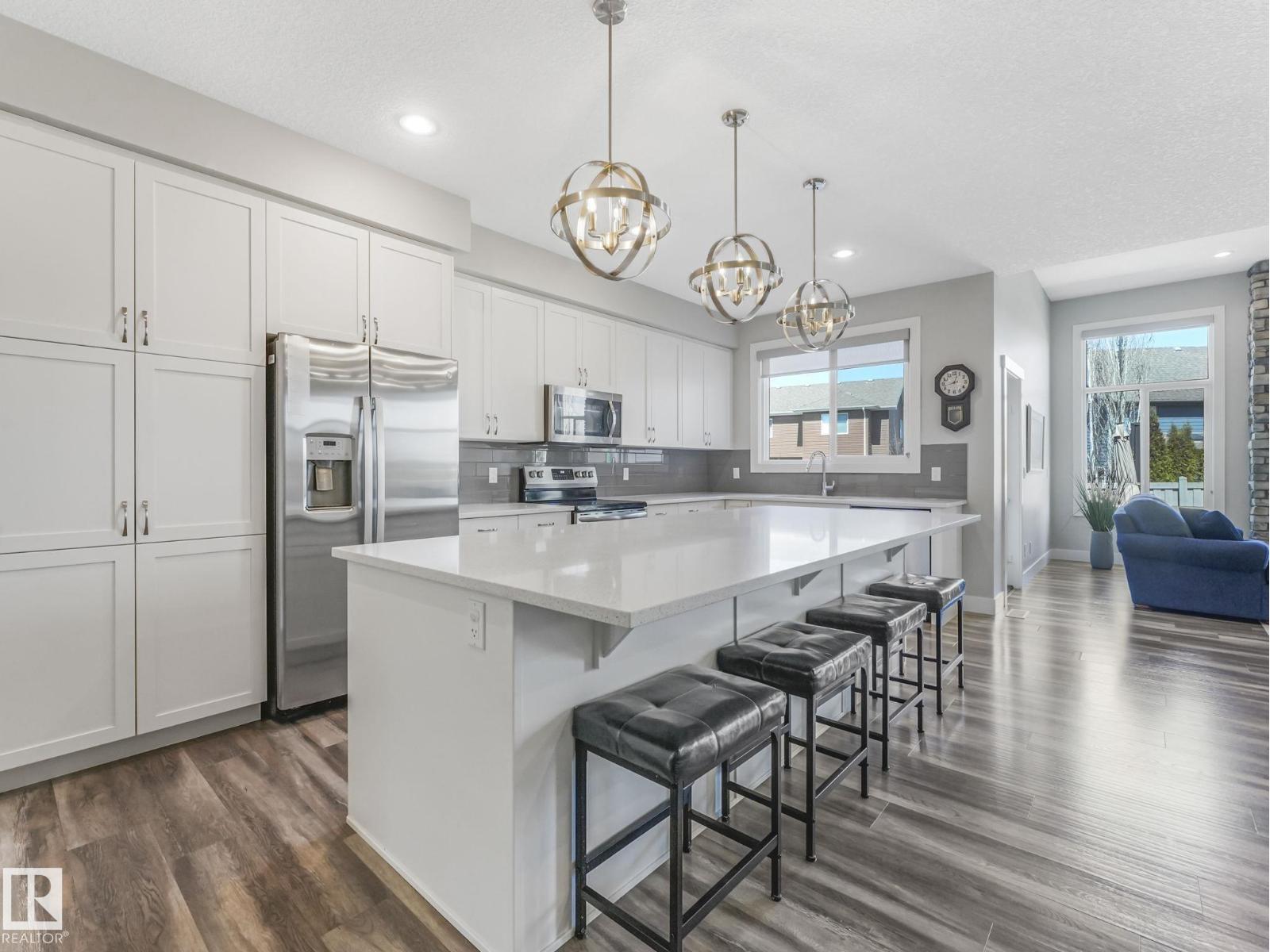 4260 Charles Cl Sw, Edmonton, Alberta  T6W 3H2 - Photo 6 - E4485101