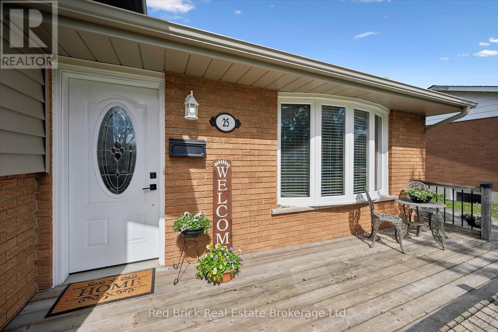 25 Hastings Boulevard, Guelph, Ontario  N1E 4G3 - Photo 4 - X13067430