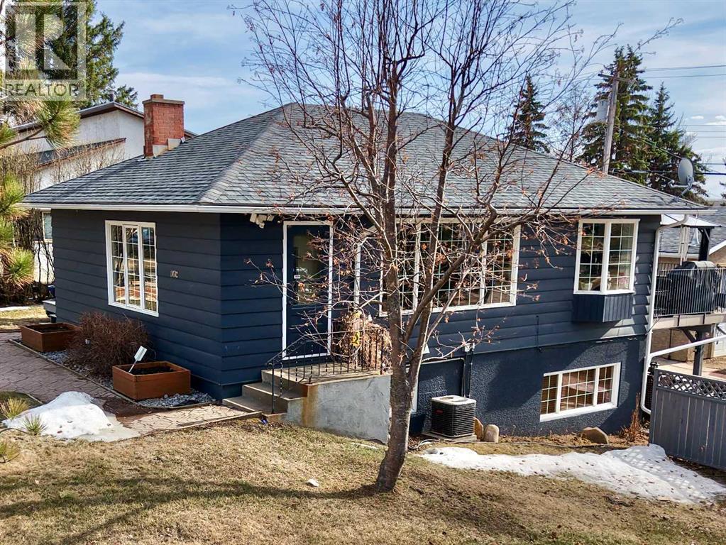 10702 101 Street, Peace River, Alberta  T8S 1L1 - Photo 1 - A2306969