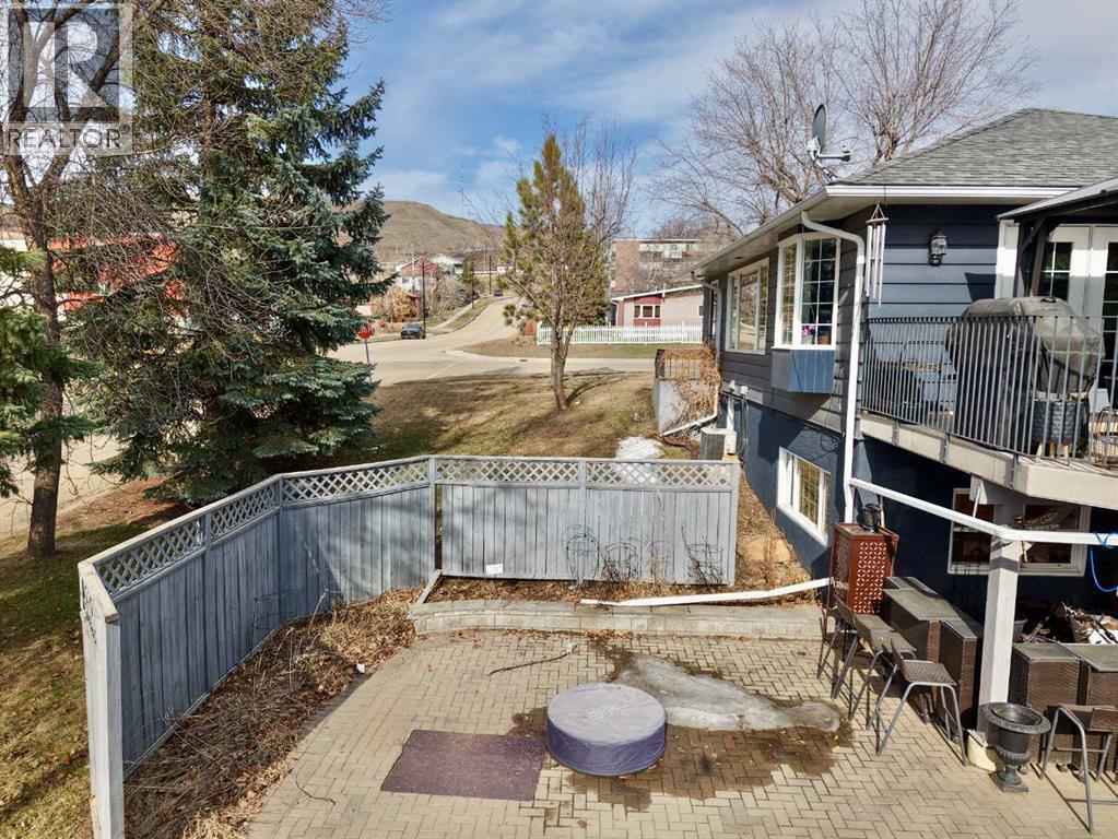 10702 101 Street, Peace River, Alberta  T8S 1L1 - Photo 11 - A2306969