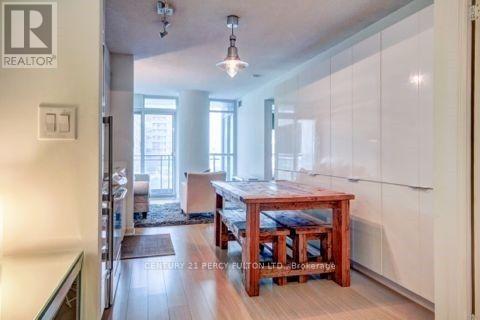 523 - 10 Capreol Court, Toronto, Ontario  M5V 4B3 - Photo 5 - C13067590