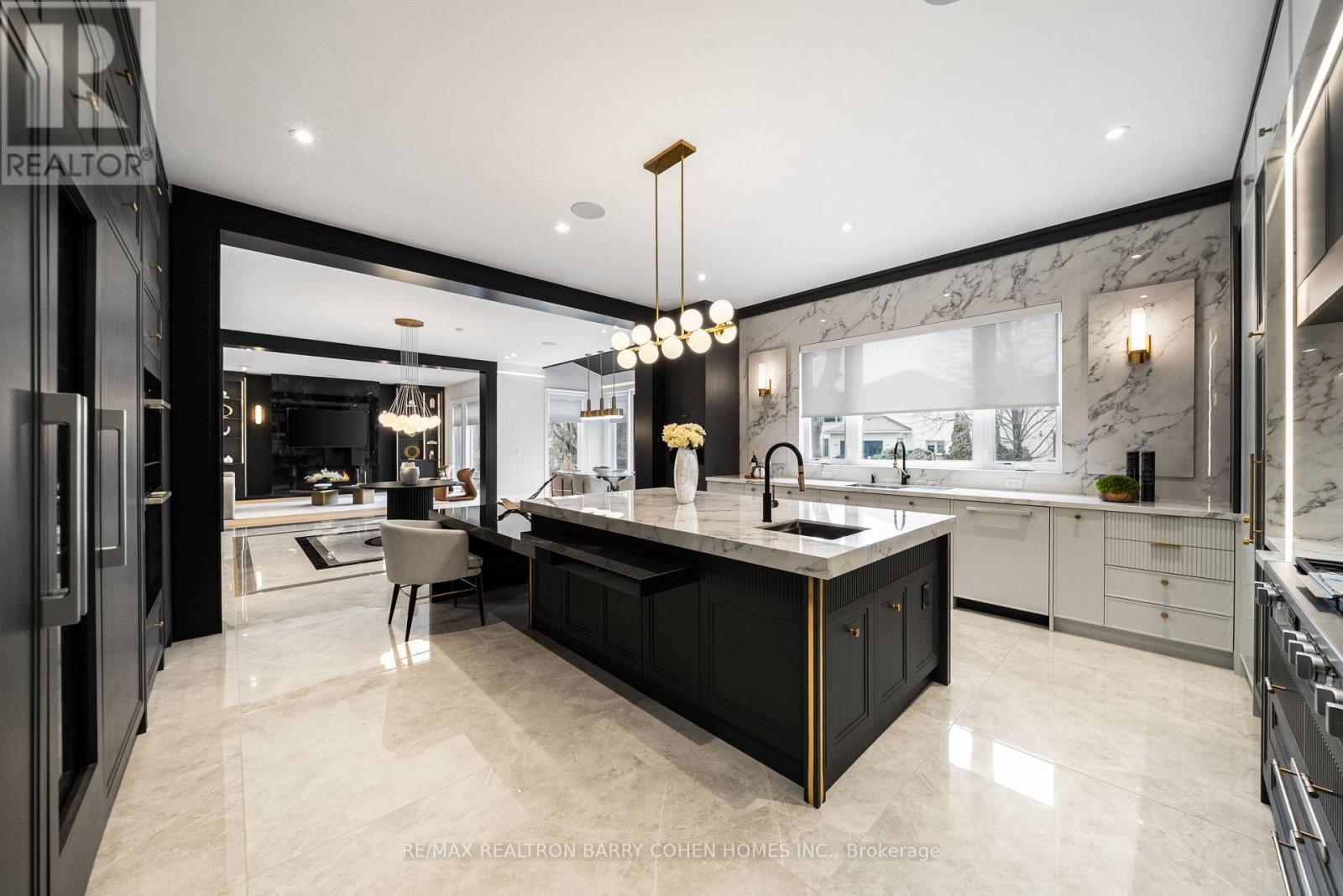 192 Lord Seaton Road, Toronto, Ontario  M2P 1K9 - Photo 12 - C13067798