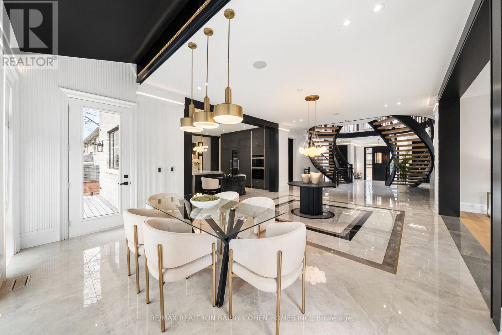 192 Lord Seaton Road, Toronto, Ontario  M2P 1K9 - Photo 9 - C13067798