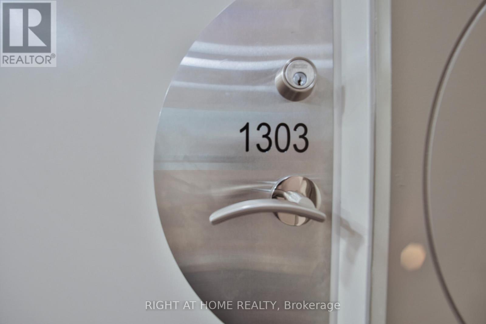 1303 - 1486 Bathurst Street, Toronto, Ontario  M5P 3G9 - Photo 5 - C13067814