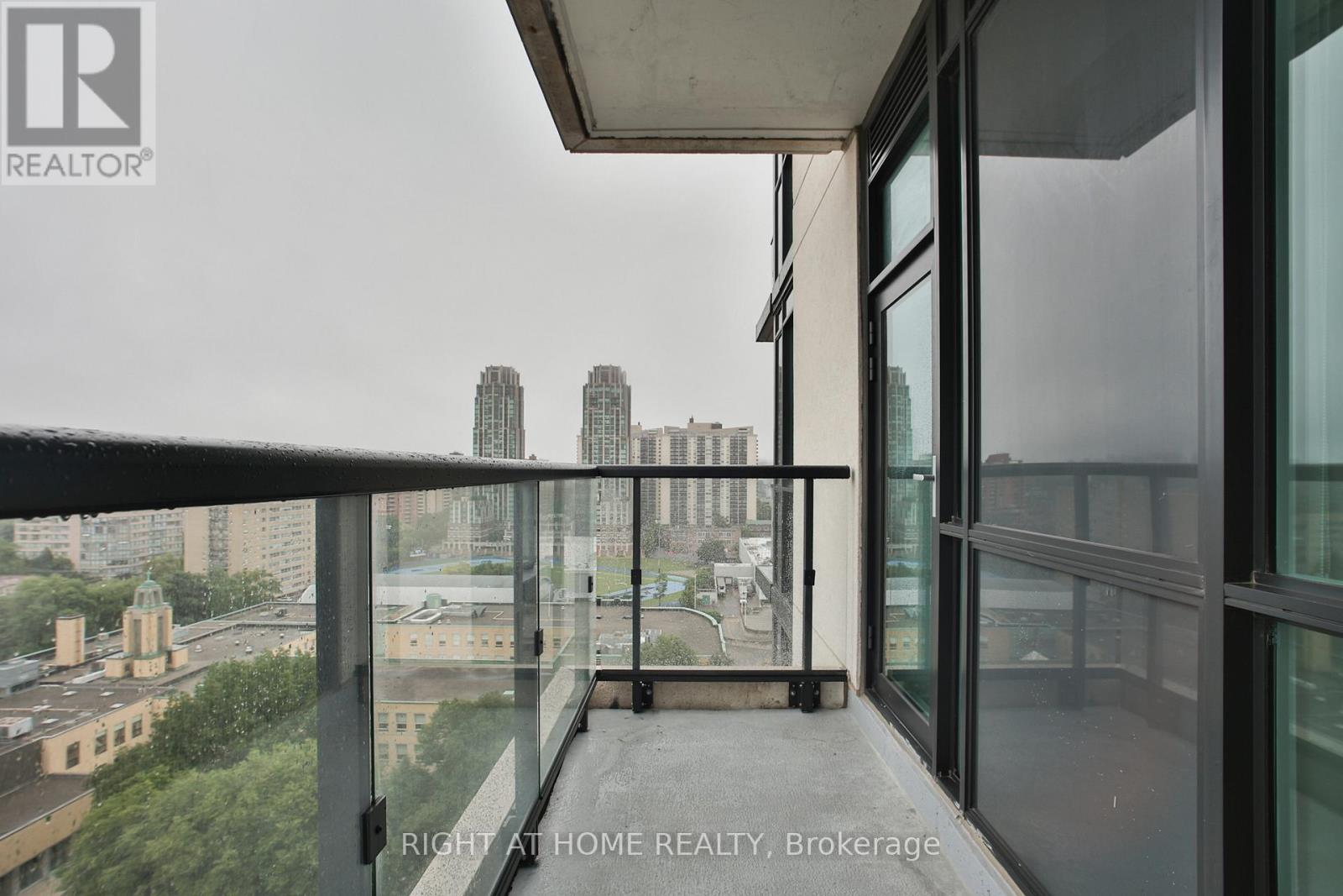 1303 - 1486 Bathurst Street, Toronto, Ontario  M5P 3G9 - Photo 9 - C13067814