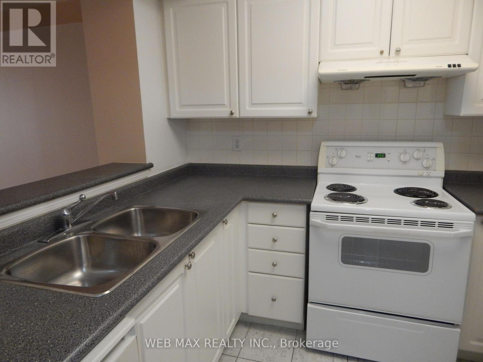 206 - 18 Hillcrest Avenue, Toronto, Ontario  M2N 6T5 - Photo 4 - C13067902