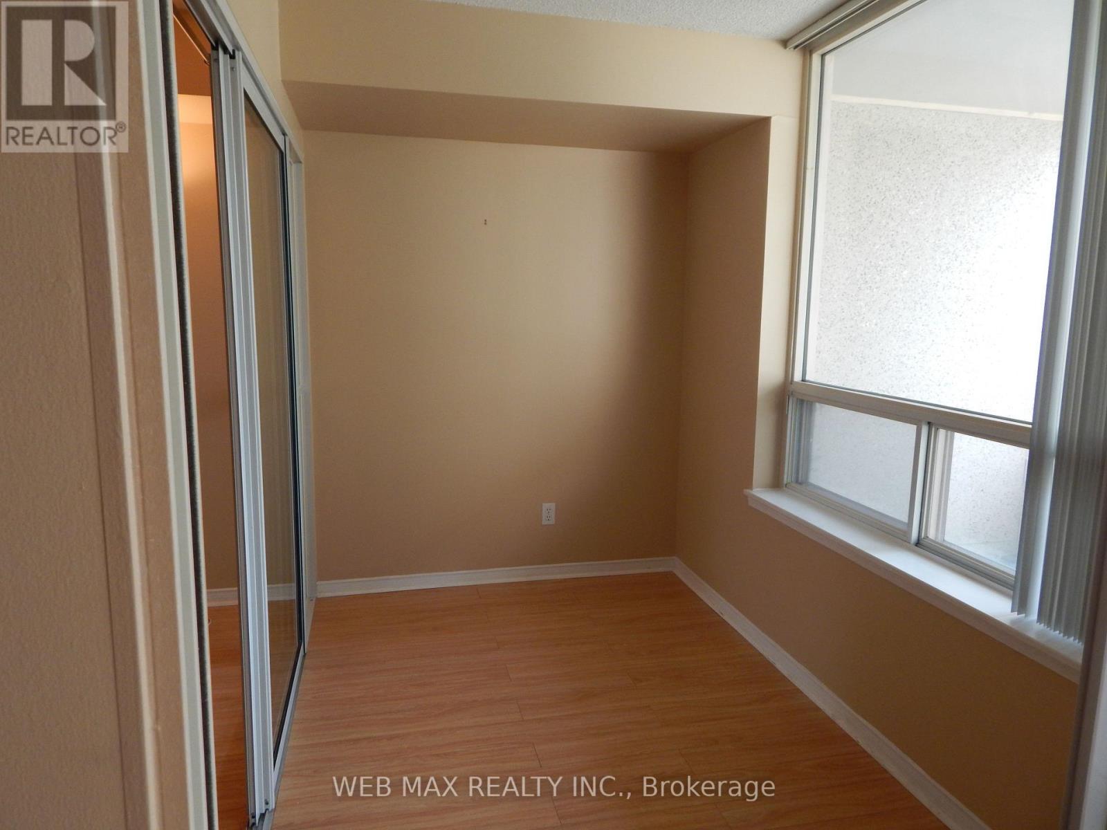 206 - 18 Hillcrest Avenue, Toronto, Ontario  M2N 6T5 - Photo 5 - C13067902