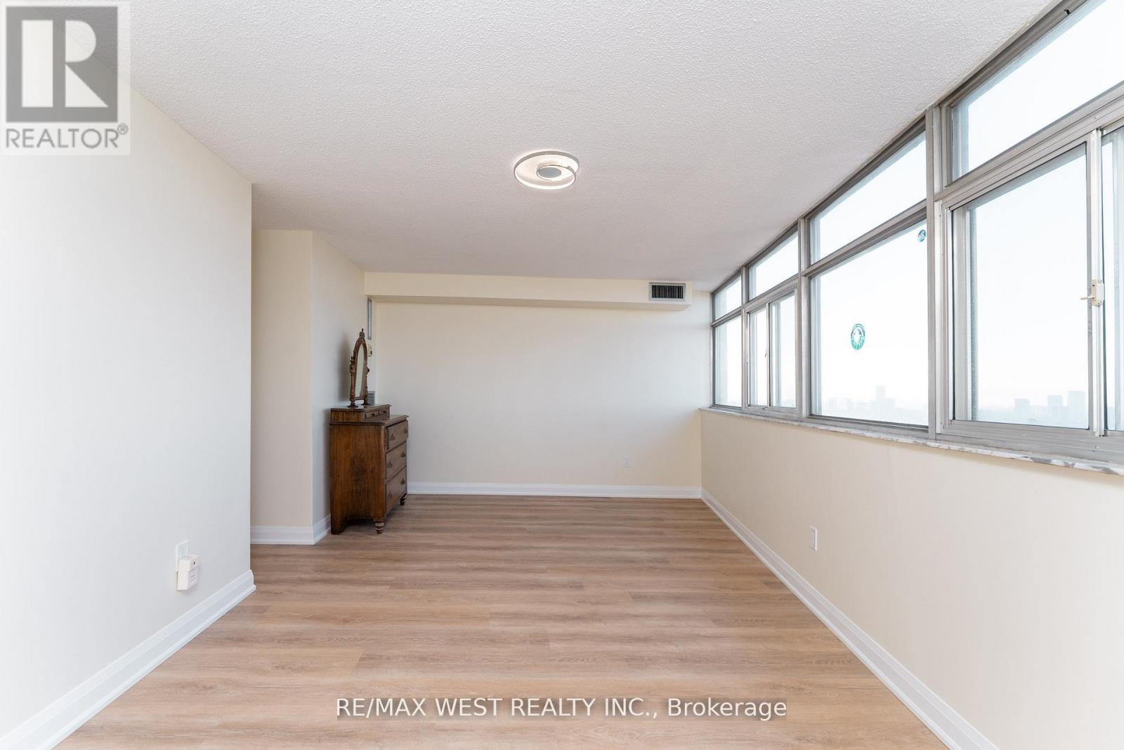 2307 - 3151 Bridletowne Circle, Toronto, Ontario  M1W 2T1 - Photo 28 - E13067724