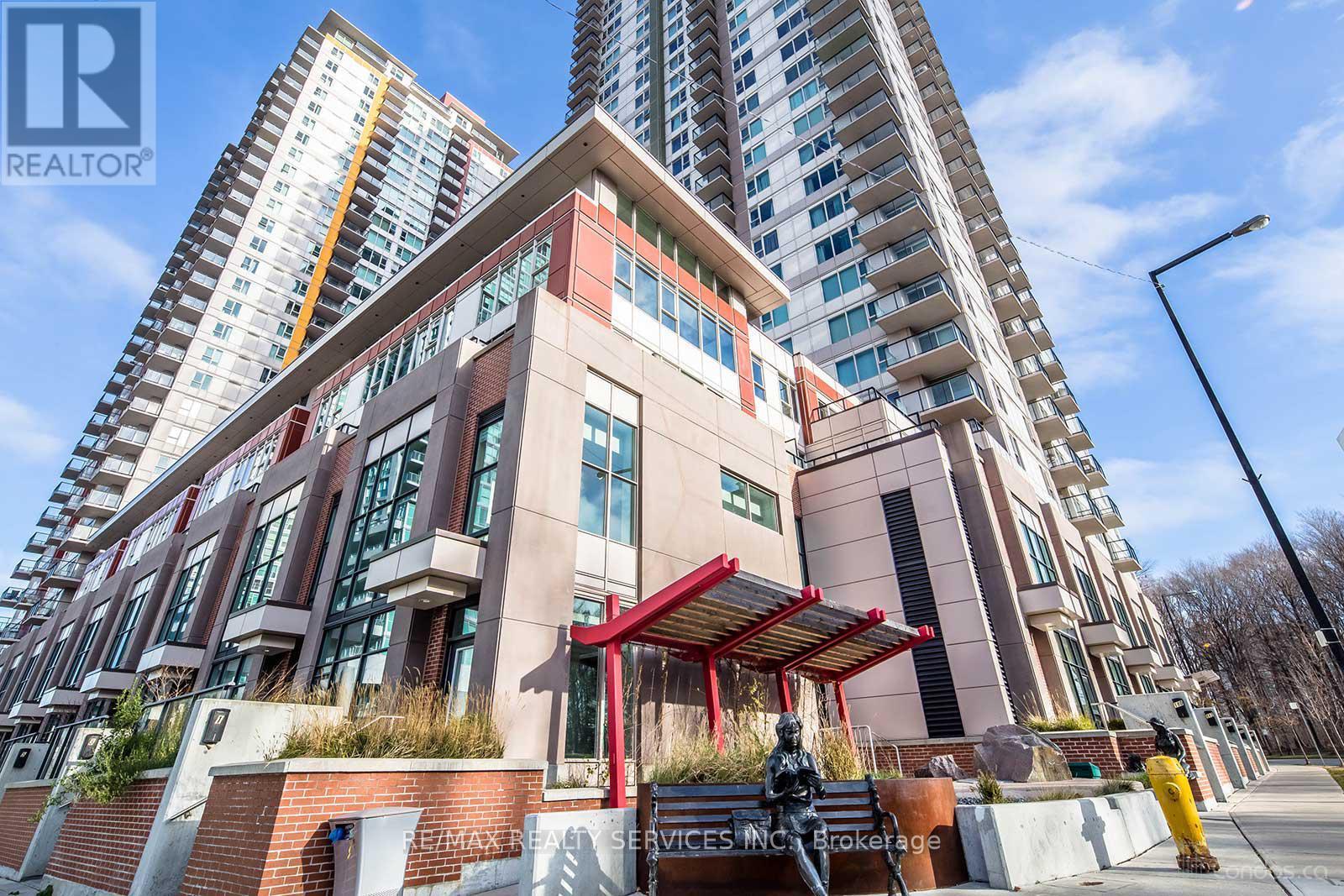 1002 - 25 Town Centre Court, Toronto, Ontario  M1P 0B4 - Photo 2 - E13067850