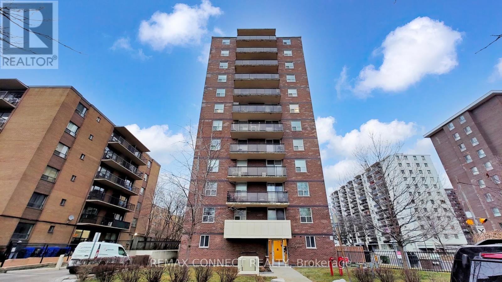 703 - 1145 Logan Avenue, Toronto, Ontario  M4K 3G9 - Photo 1 - E13067872