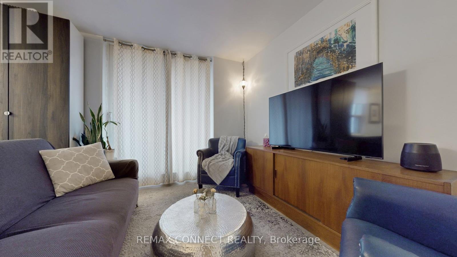 703 - 1145 Logan Avenue, Toronto, Ontario  M4K 3G9 - Photo 8 - E13067872