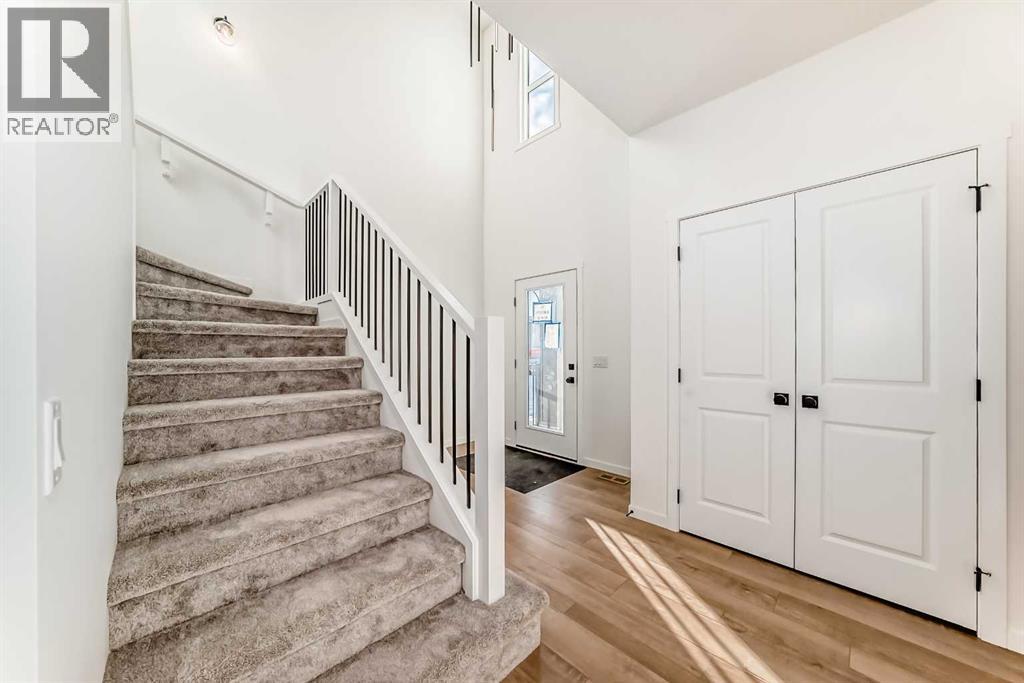 55 Bartlett Row SE, Calgary, Alberta  T3S 0P1 - Photo 4 - A2273059
