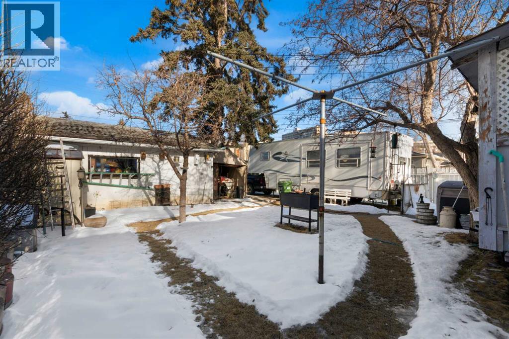 719 33a Street NW, Calgary, Alberta  T2N 2X2 - Photo 13 - A2289194