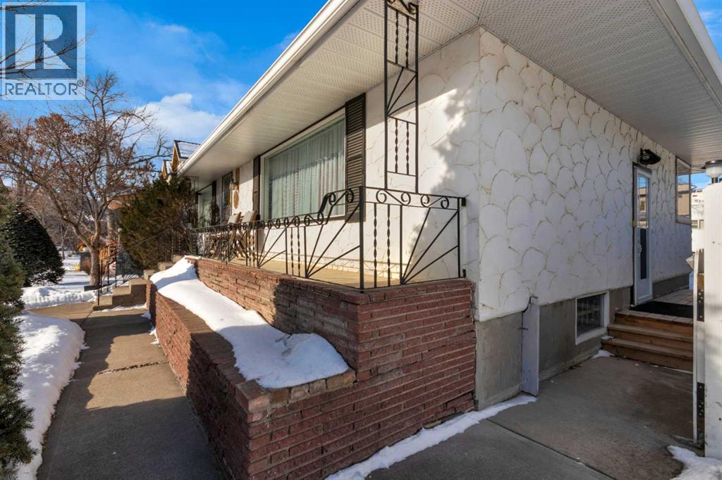 719 33a Street NW, Calgary, Alberta  T2N 2X2 - Photo 9 - A2289194