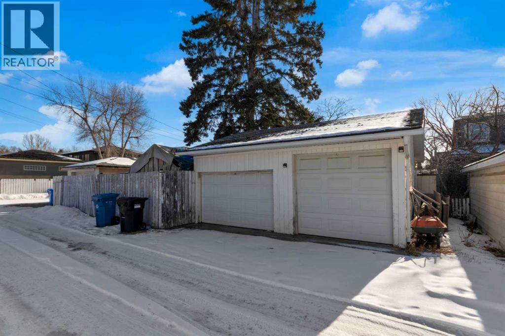 719 33a Street NW, Calgary, Alberta  T2N 2X2 - Photo 17 - A2289194