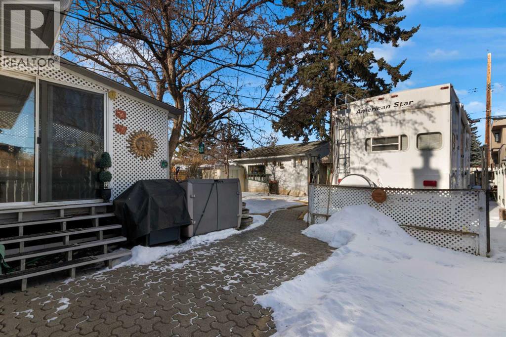 719 33a Street NW, Calgary, Alberta  T2N 2X2 - Photo 15 - A2289194