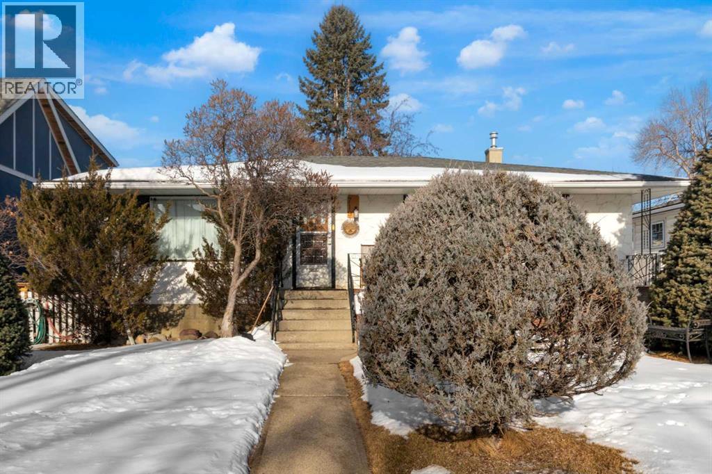 719 33a Street NW, Calgary, Alberta  T2N 2X2 - Photo 3 - A2289194