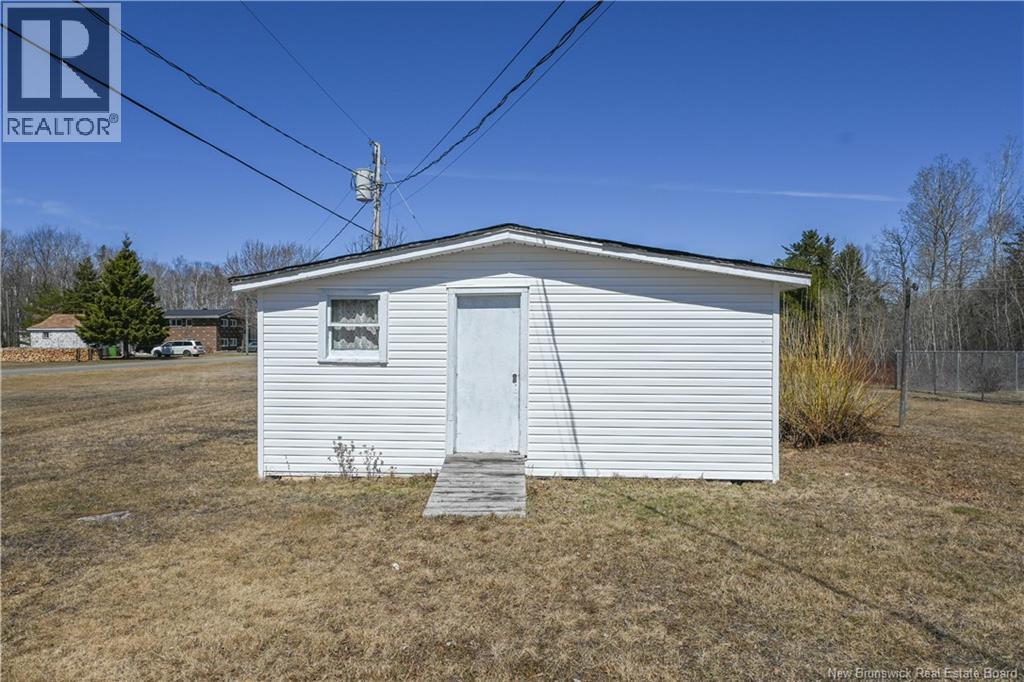 1004 Saint-Joseph Boulevard, Saint-Léolin, New Brunswick  E8N 2S3 - Photo 3 - NB138050