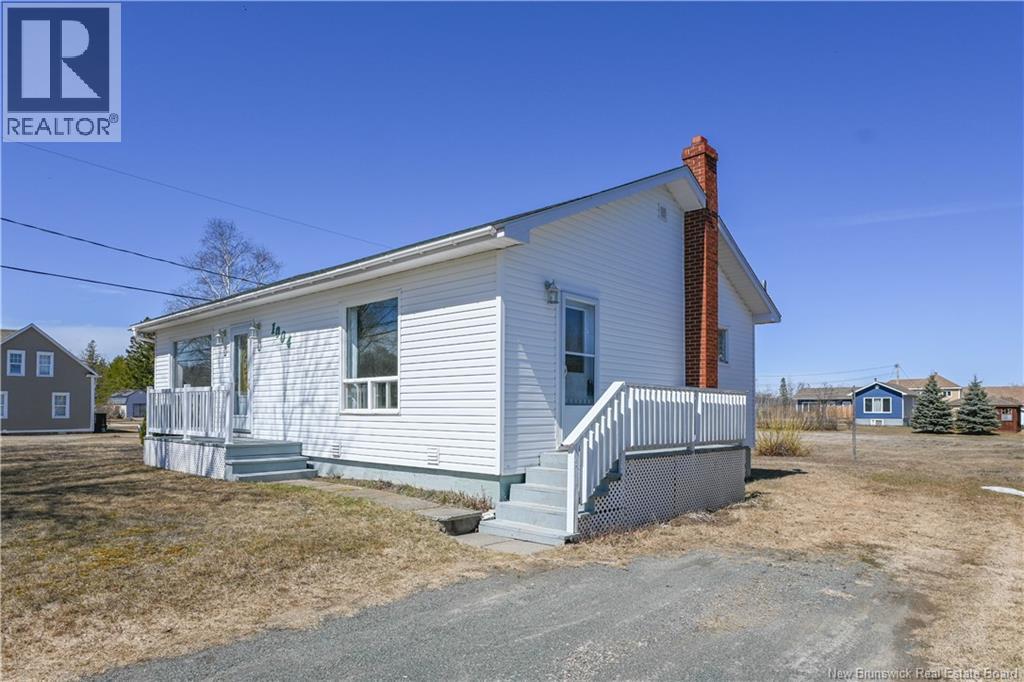 1004 Saint-Joseph Boulevard, Saint-Léolin, New Brunswick  E8N 2S3 - Photo 2 - NB138050